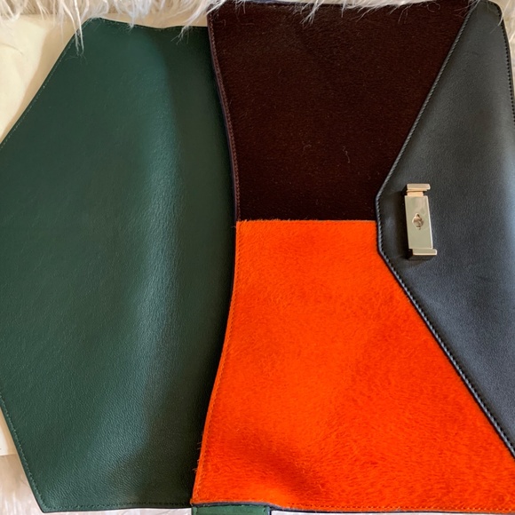 Celine Diamond Clutch - Picture 11 of 15